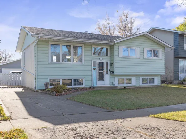 6223 147th Ave NW, Edmonton, AB T5A 1T6