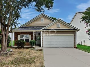 7423 Mary Jo Helms Dr, Charlotte, NC 28215
