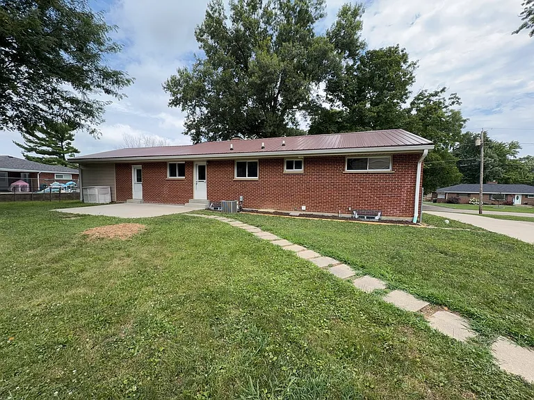 8221 Sunburst Dr — Photo 17