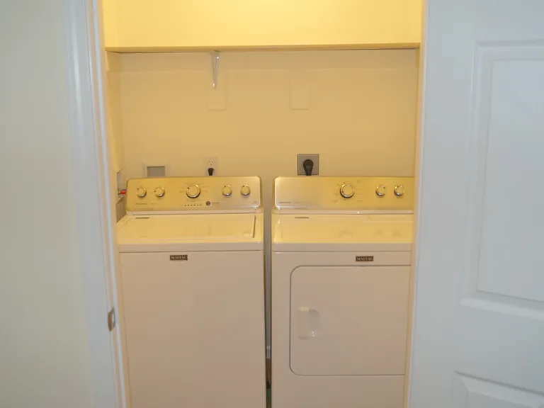 603 W Gay St #E1 — Photo 4