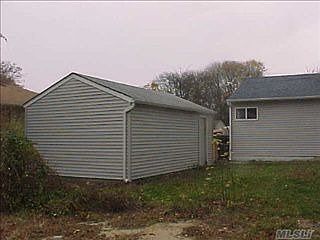 4th image of 1696 N Gardiner Dr