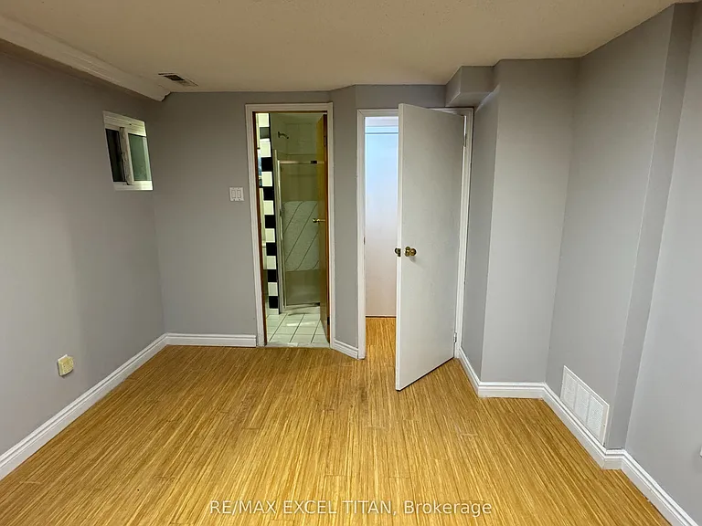 251 Shawnee Cir #GROUND — Photo 12