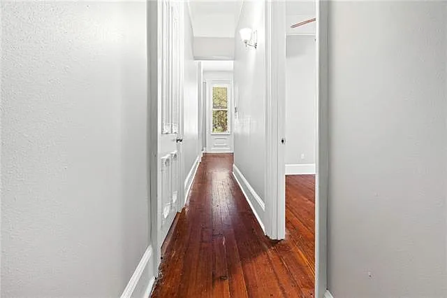 1929 Napoleon Ave — Photo 5