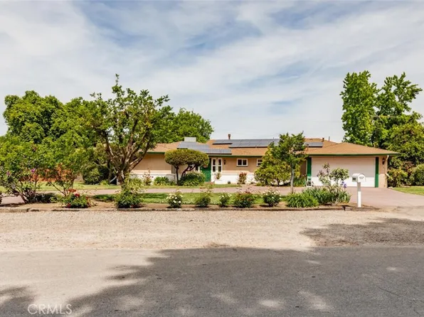 5767 E Park Circle Dr, Fresno, CA 93727