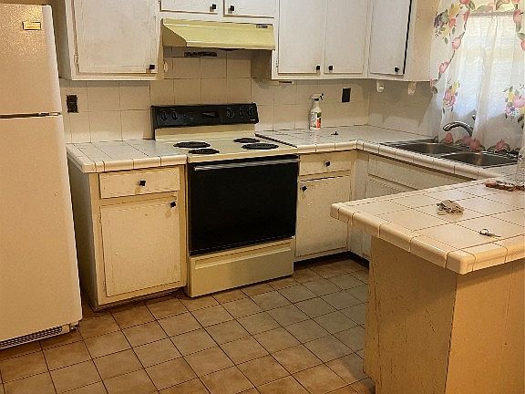 5th image of 317 Miller Creek Dr