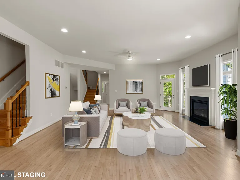 9724 Centennial Meadows Ln — Photo 11
