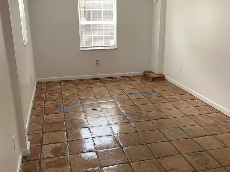 118 1st Ave S — Photo 3