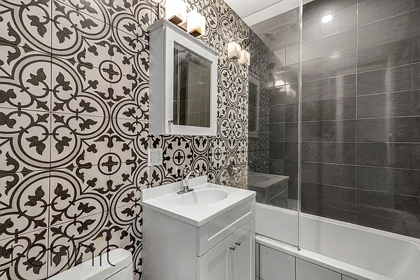 Rented by Rennit Inc. | media 4