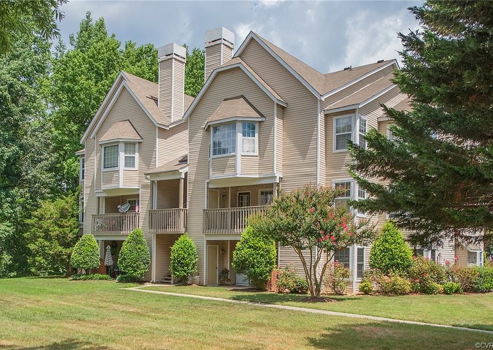 1st image of 107 Stratford Dr APT A
