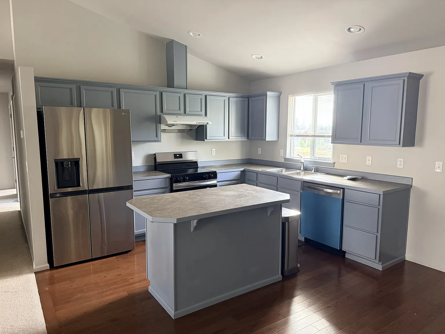 4 bed, 1850 sqft, $3,500 — Photo 4