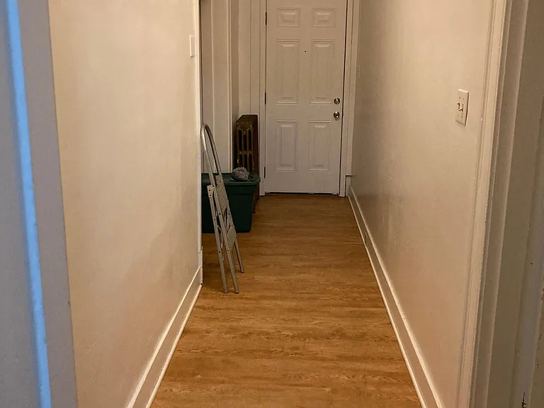 220 Ophelia St #1 — Photo 7