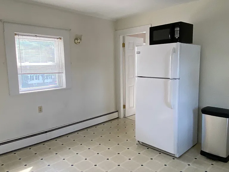 17 Haskell St #1 — Photo 6