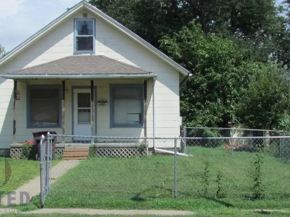 609 W 17th St, South Sioux City, NE 68776