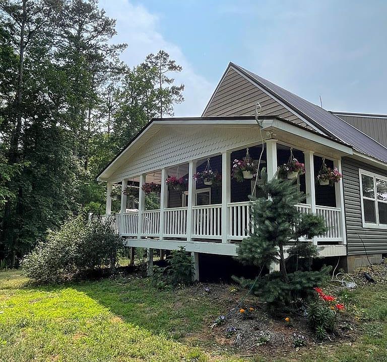 1st image of 595 Waters Edge Dr