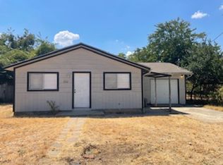 902 Glen Rose Rd, Stephenville, TX 76401