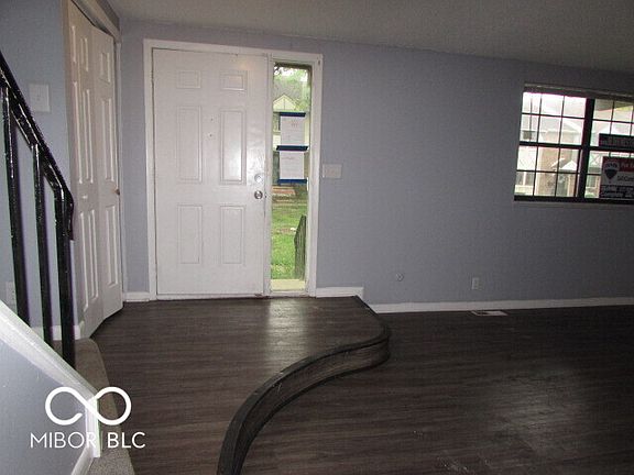 4th image of 8123 E 20th St