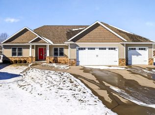 4850 W Scotch Pine Ct, Appleton, WI 54913