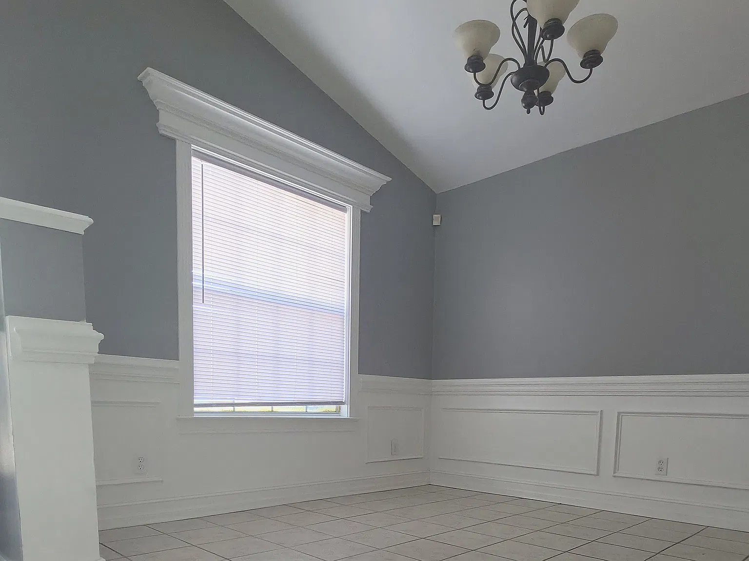 3 bed, 1372 sqft, $1,700 — Photo 4