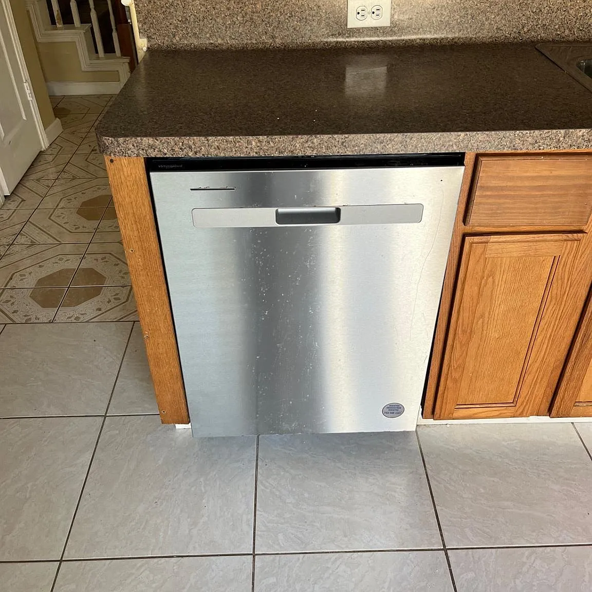 2 bed, 2.5 bath, 1596 sqft, $1,695 — Photo 3