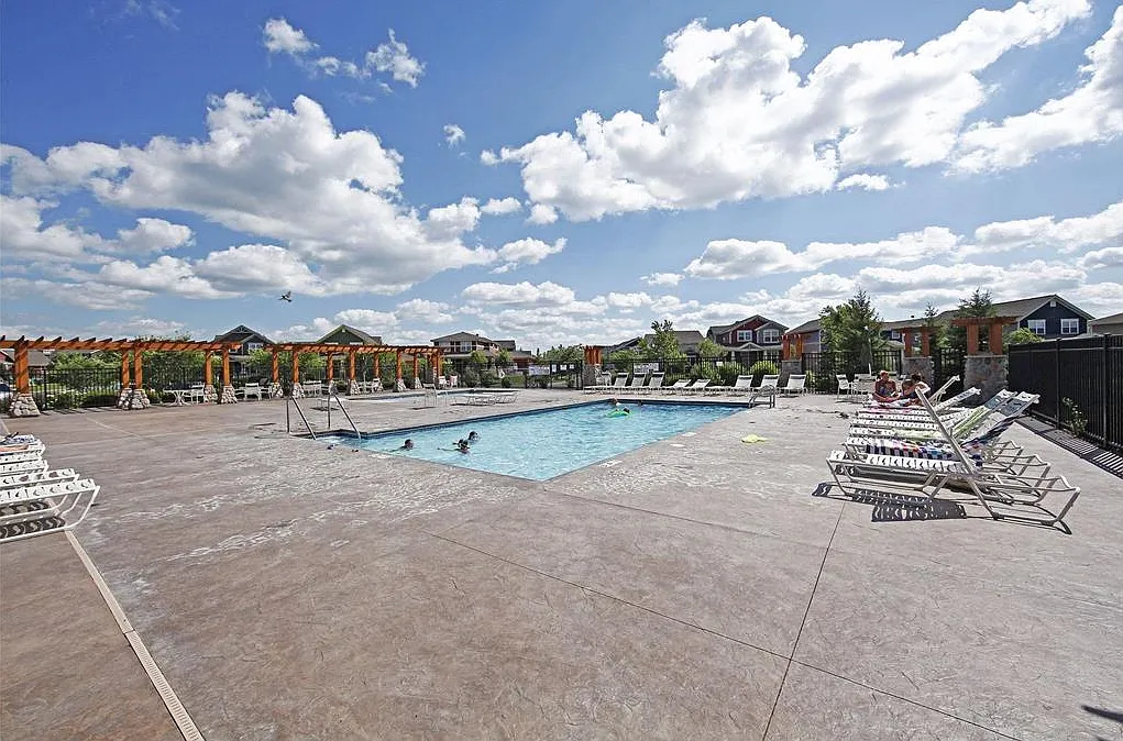 Dunberry Way, Apple Valley (15615) Jp Kk1 *Hwp* - 1 — Photo 2