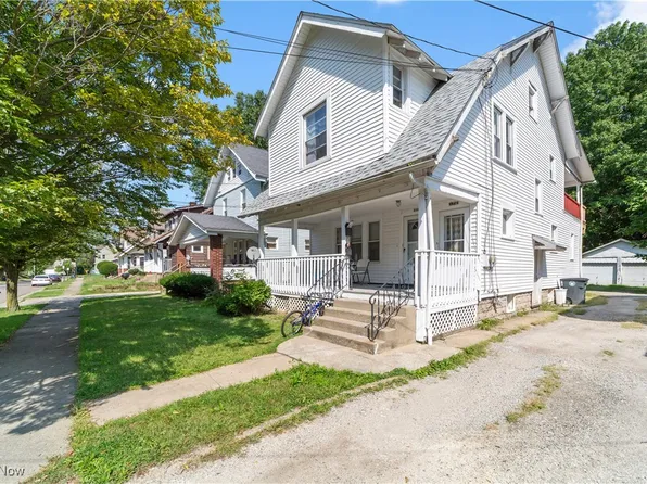 339 Hillwood Dr, Akron, OH 44320
