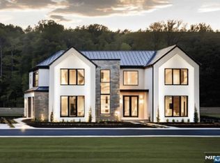 140 Demarest Ave, Englewood Cliffs, NJ