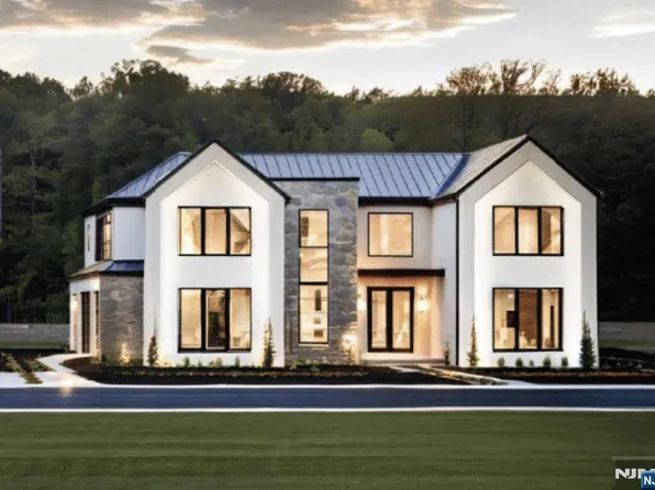 140 Demarest Ave, Englewood Cliffs, NJ 07631