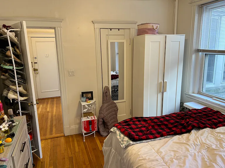 80 Sutherland Rd #4 — Photo 17
