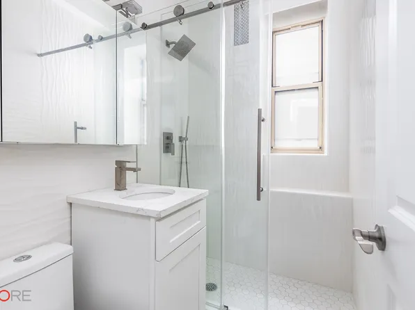 170 West 74th Street image 5 of 5