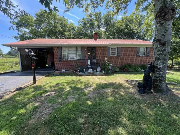 135 Angotti Rd, Crump, TN 38327