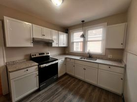 93 Homestead Avenue, 2
