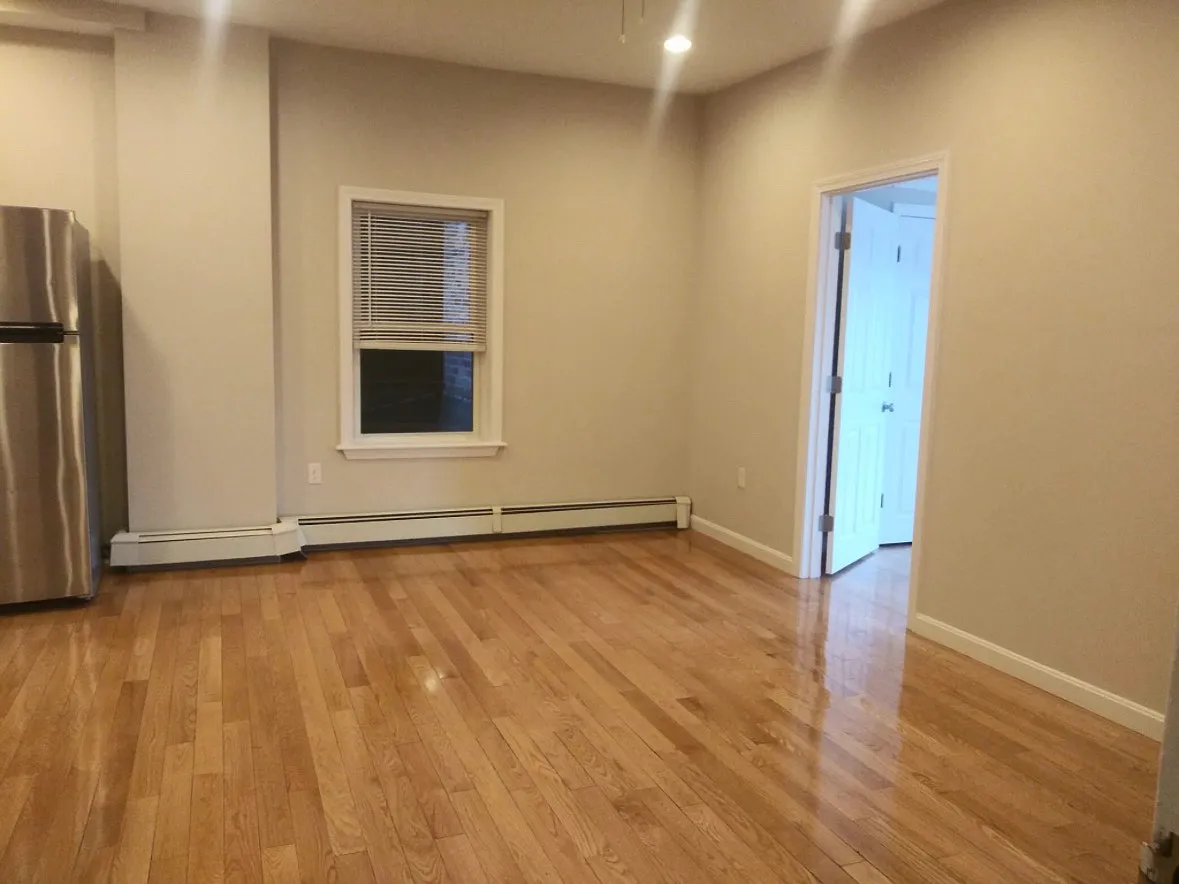 1 bed, 540 sqft, $2,299 — Photo 3