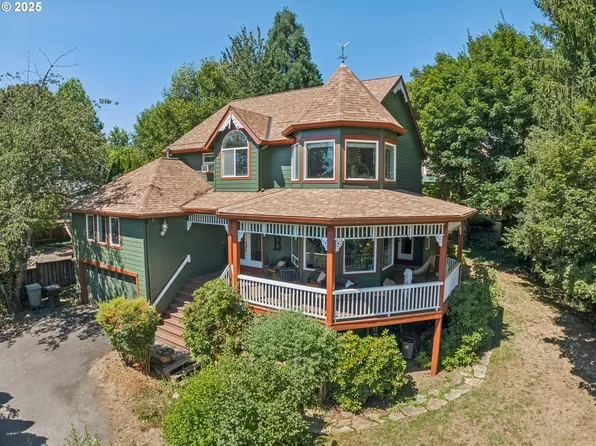 1345 11th St, West Linn, OR 97068