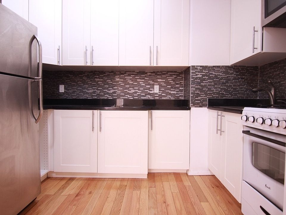 1st image of 1267 1st Ave APT 5