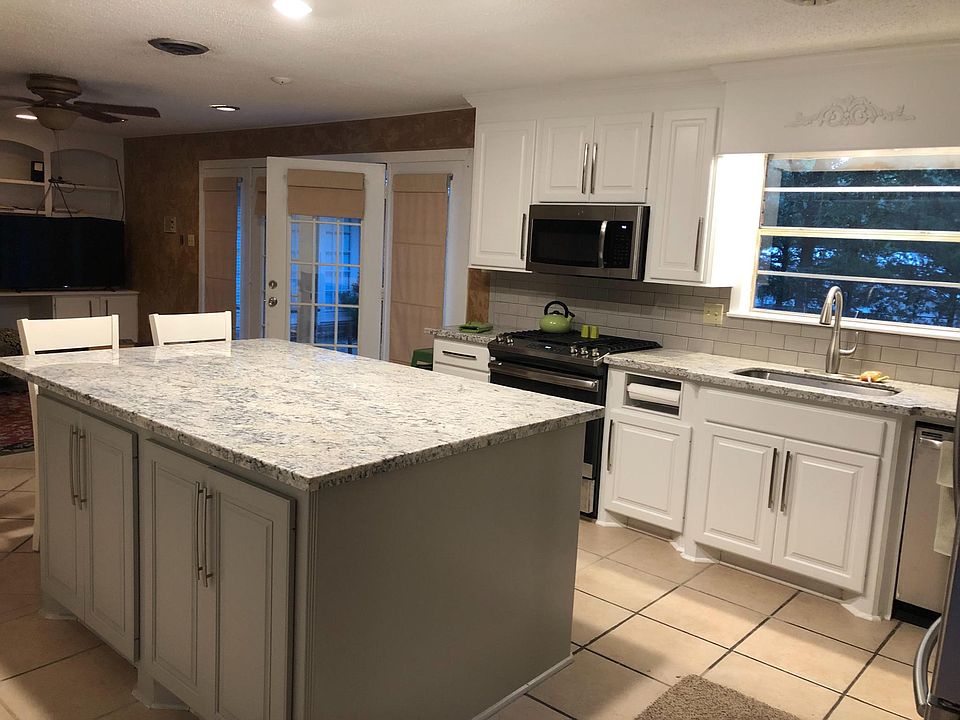 Kitchen open to family room