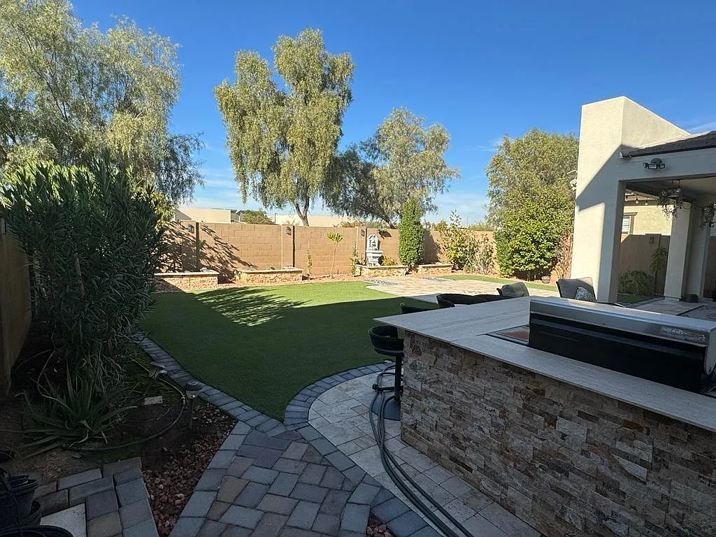 3080 S Jasmine Dr — Photo 4