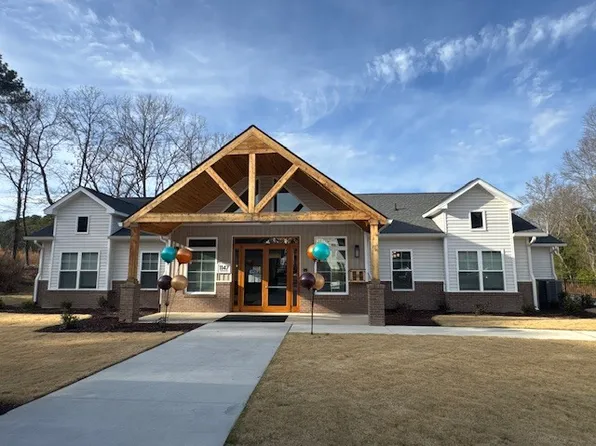 Pine Reserve Apartments