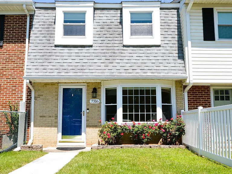 7316 E Springbrook Ct — Photo 3