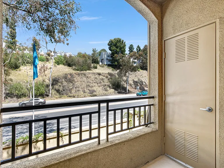 10848 Scripps Ranch Blvd — Photo 10