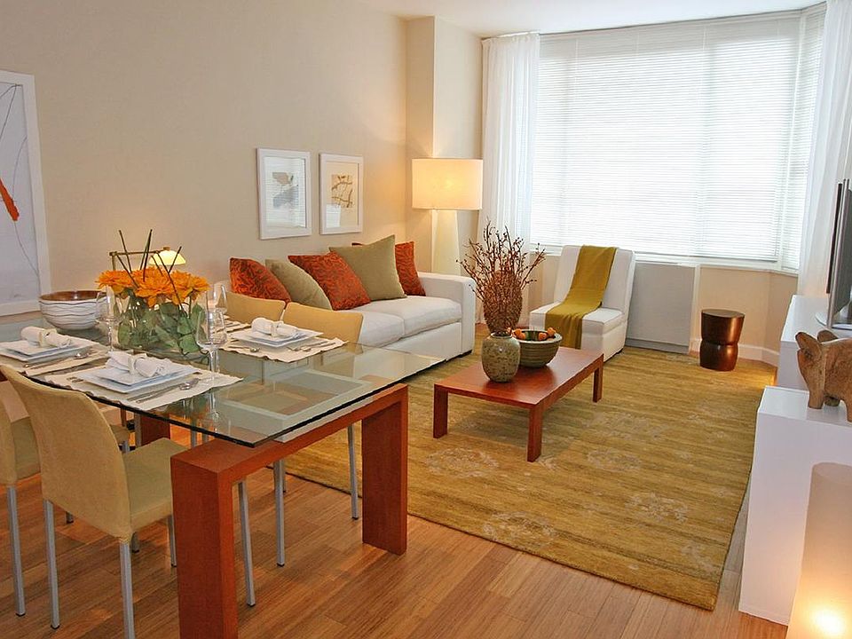 1st image of 320 W 38th St APT 1129