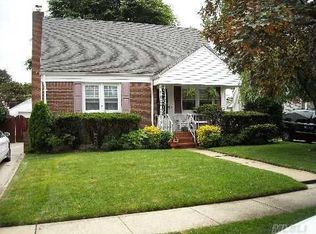 2476 Natta Blvd, Bellmore, NY 11710