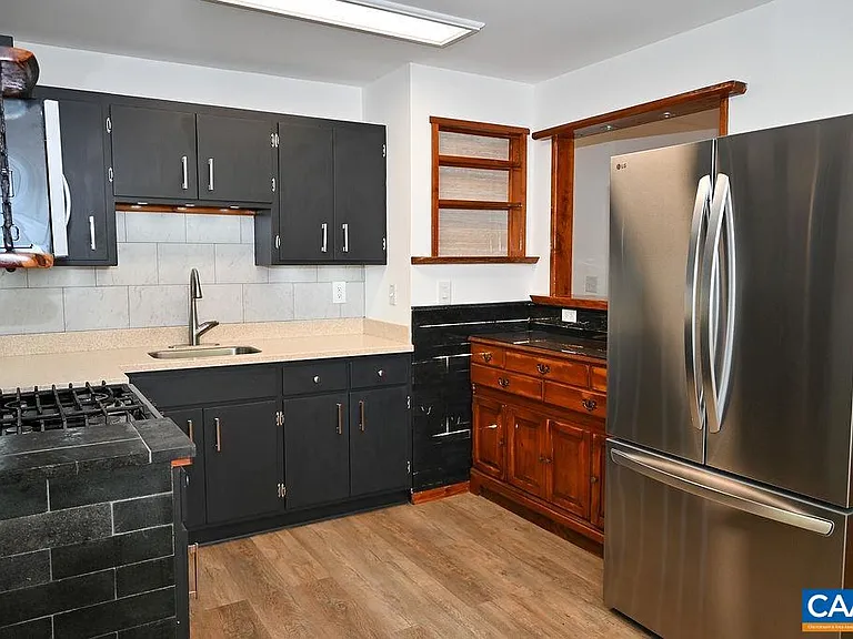 315 Caroline Ave — Photo 35