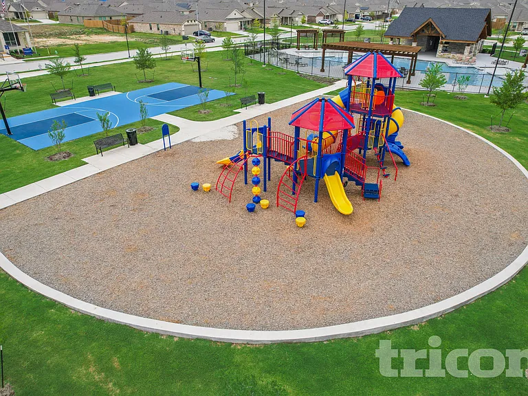 1340 Amapola Dr — Photo 20