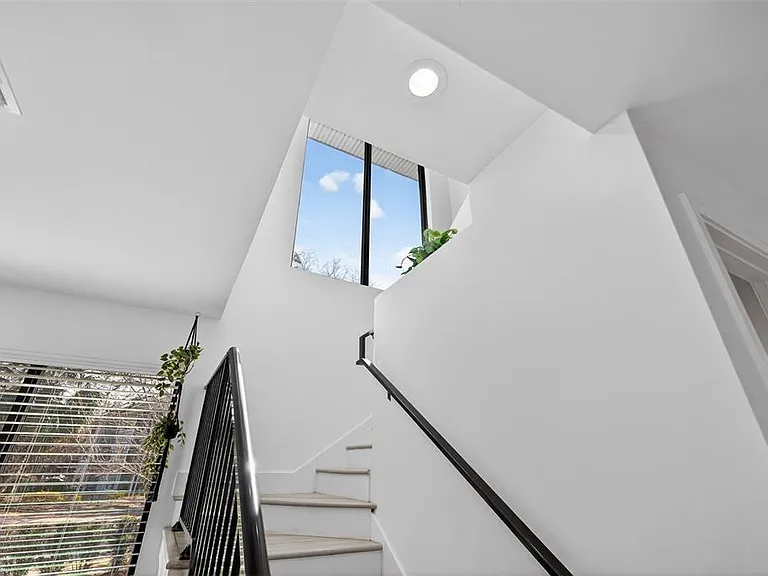8706 Palm Ranches Pl — Photo 16