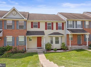 211 Country Ridge Dr, Red Lion, PA 17356