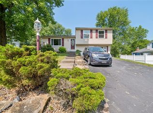 218 Old Farm Rd, Cranberry Township, PA 16066