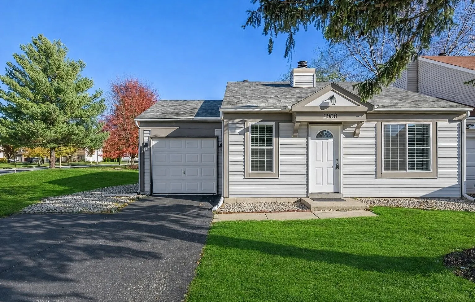 1000 Wesley Ln photo 1
