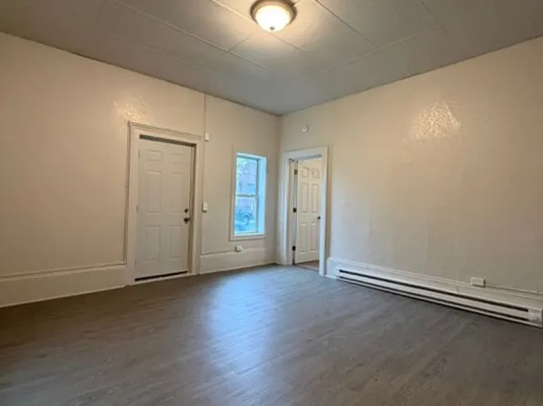 219 Randall St, Eau Claire, WI 54703