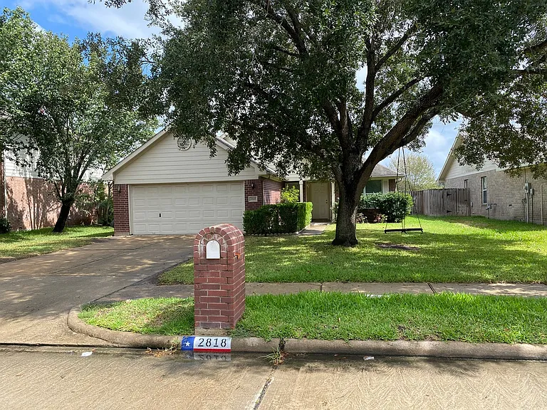2818 Orchid Tree Ln — Photo 17