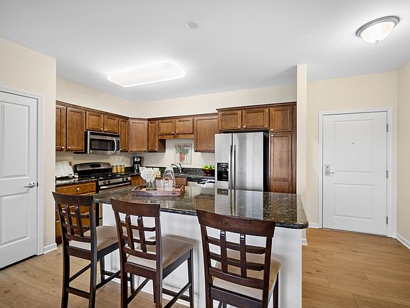 4th image of 2220 Founders Dr APT 213